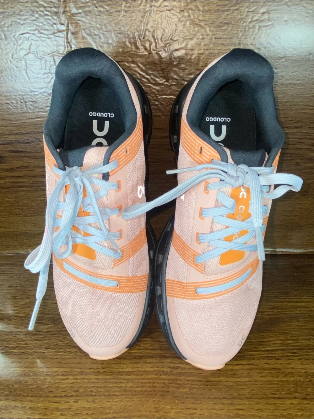 On Cloud Cloudgo women’s shoe size 7.5